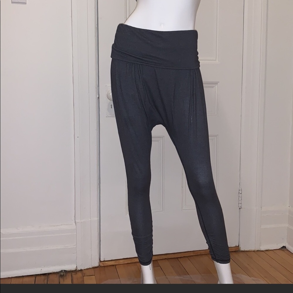 Lululemon yoga harem pants